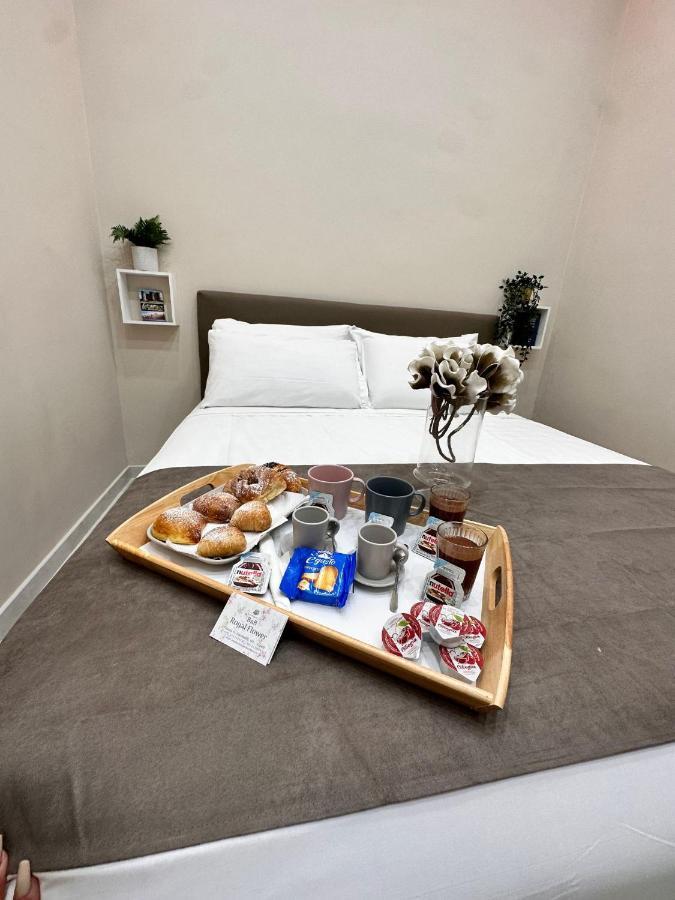 Royal Flower Neapol Zewnętrze zdjęcie